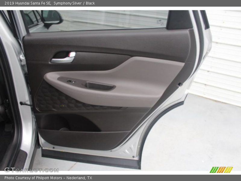 Symphony Silver / Black 2019 Hyundai Santa Fe SE