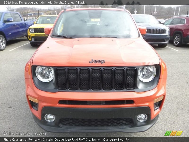 Omaha Orange / Black 2019 Jeep Renegade Latitude 4x4