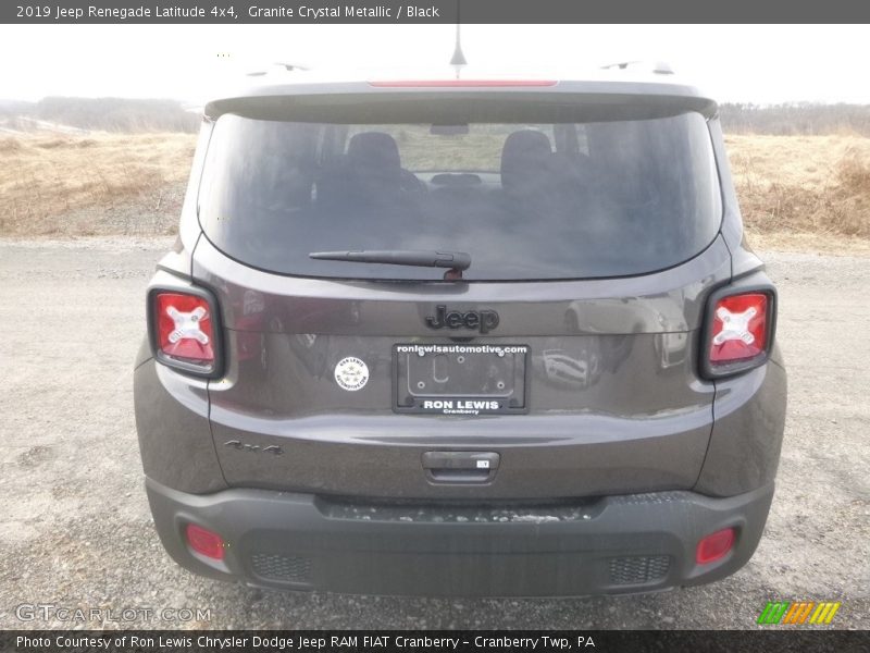 Granite Crystal Metallic / Black 2019 Jeep Renegade Latitude 4x4