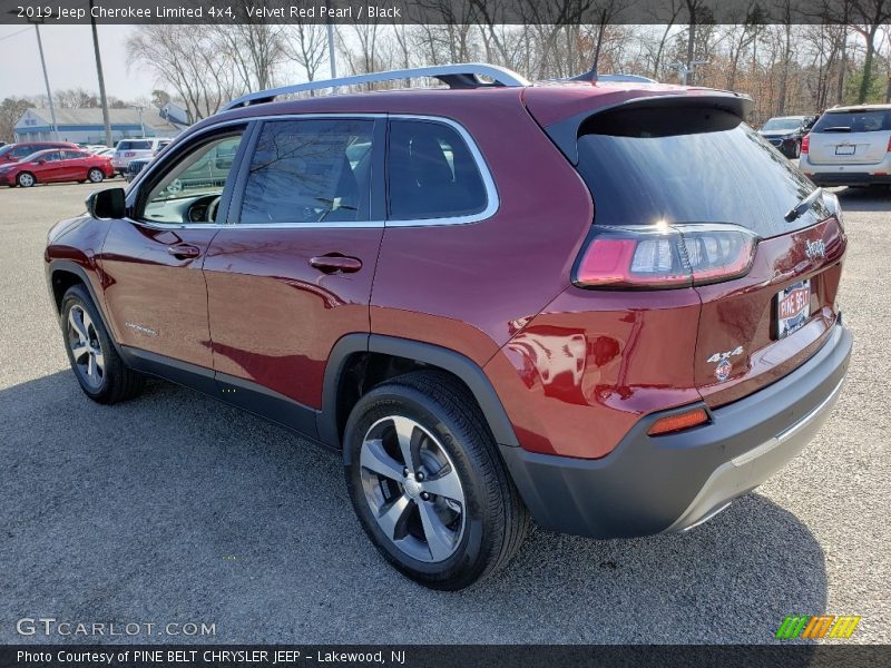 Velvet Red Pearl / Black 2019 Jeep Cherokee Limited 4x4