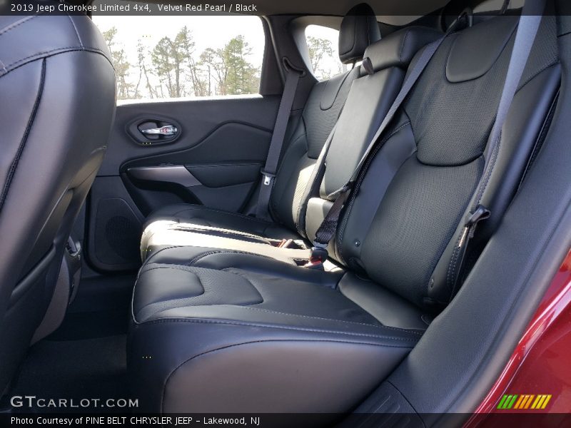 Velvet Red Pearl / Black 2019 Jeep Cherokee Limited 4x4