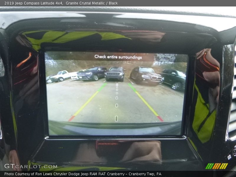 Granite Crystal Metallic / Black 2019 Jeep Compass Latitude 4x4