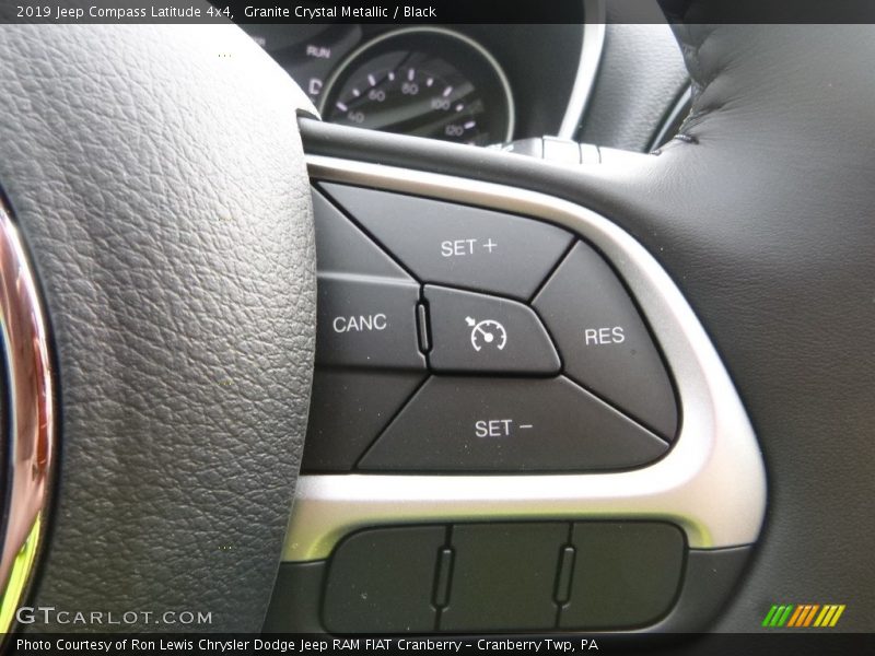 Granite Crystal Metallic / Black 2019 Jeep Compass Latitude 4x4