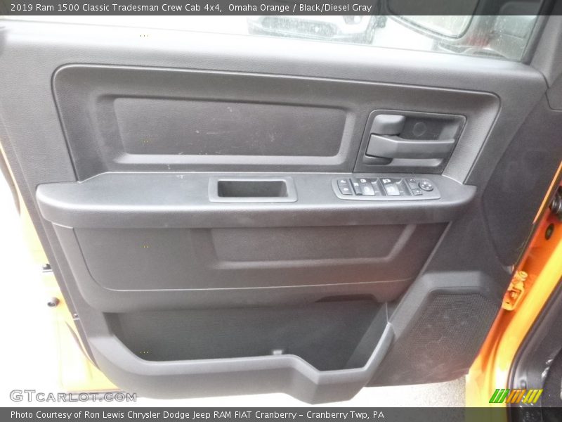 Omaha Orange / Black/Diesel Gray 2019 Ram 1500 Classic Tradesman Crew Cab 4x4