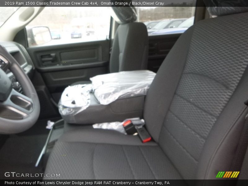 Omaha Orange / Black/Diesel Gray 2019 Ram 1500 Classic Tradesman Crew Cab 4x4