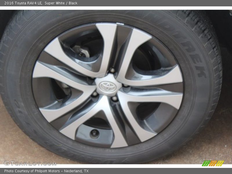 Super White / Black 2016 Toyota RAV4 LE