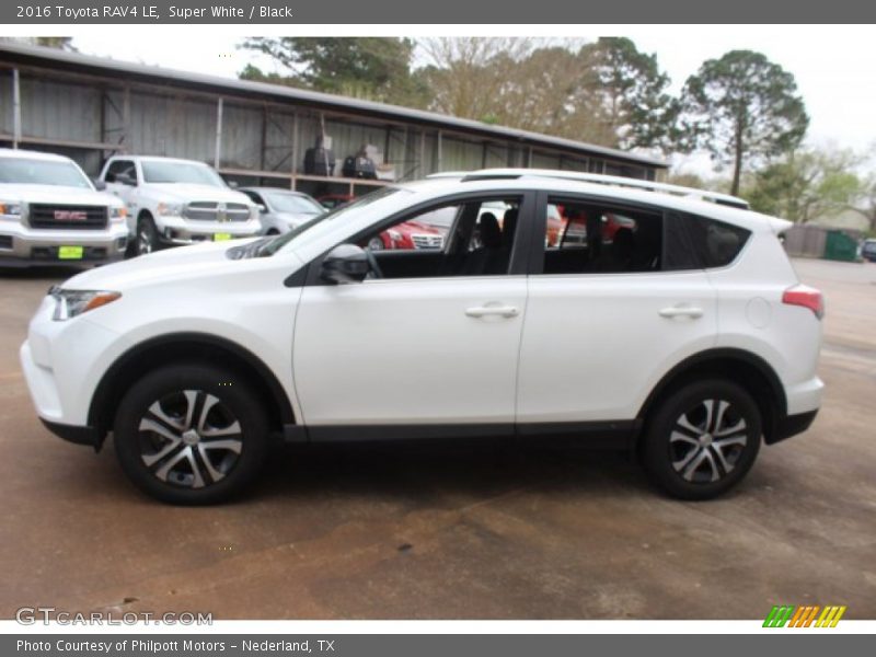 Super White / Black 2016 Toyota RAV4 LE