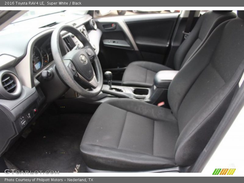 Super White / Black 2016 Toyota RAV4 LE