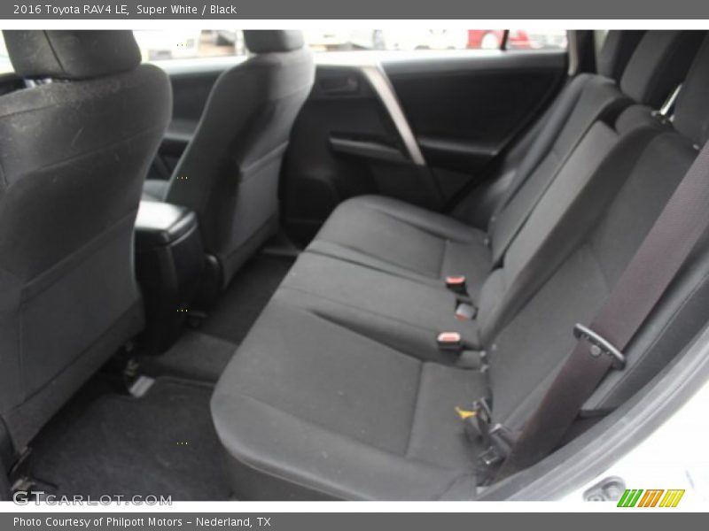 Super White / Black 2016 Toyota RAV4 LE