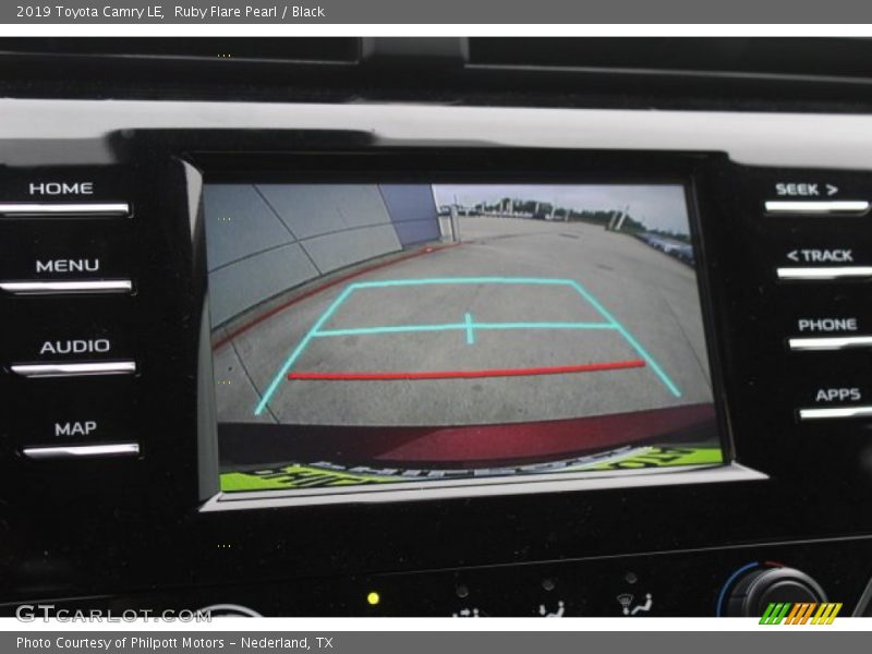 Ruby Flare Pearl / Black 2019 Toyota Camry LE