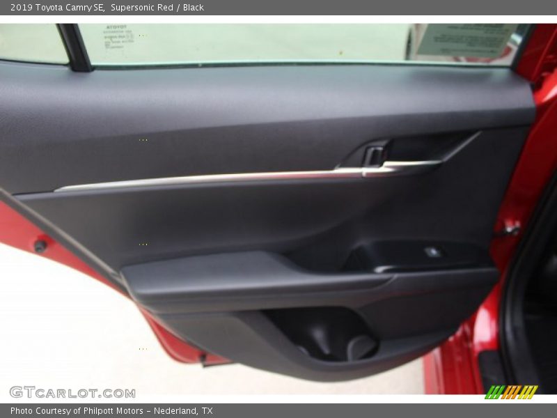 Supersonic Red / Black 2019 Toyota Camry SE
