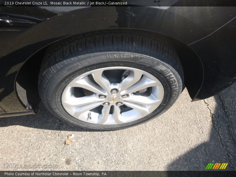 Mosaic Black Metallic / Jet Black/­Galvanized 2019 Chevrolet Cruze LS