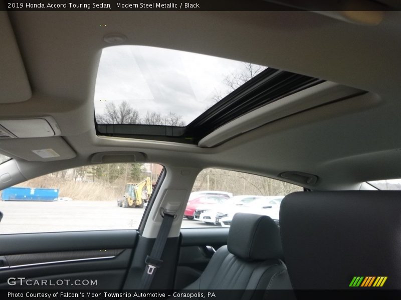 Modern Steel Metallic / Black 2019 Honda Accord Touring Sedan