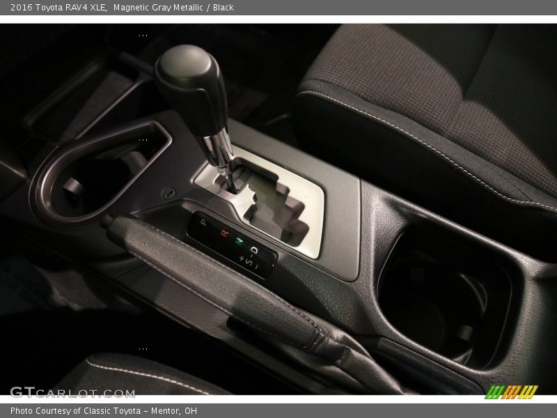 Magnetic Gray Metallic / Black 2016 Toyota RAV4 XLE