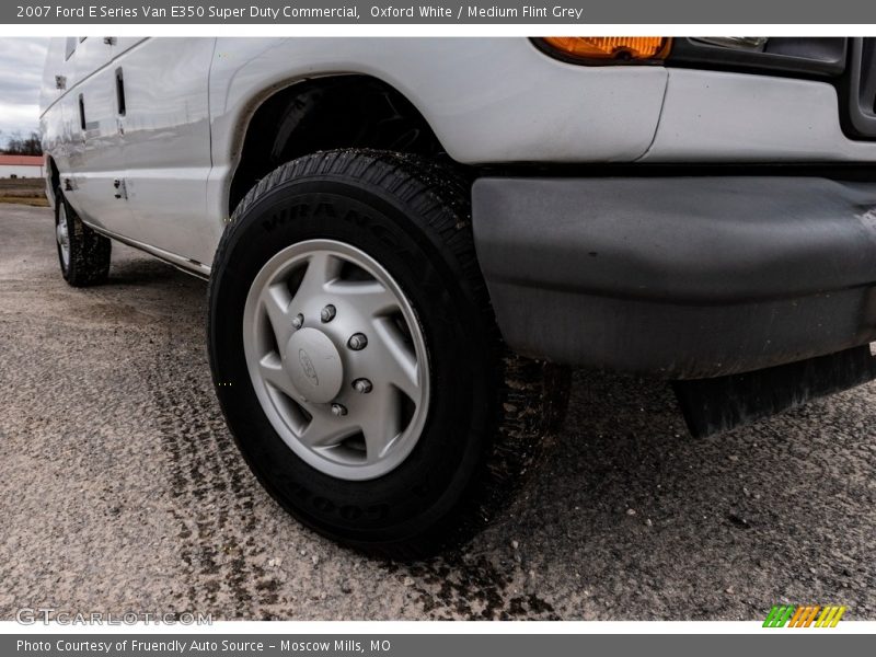 Oxford White / Medium Flint Grey 2007 Ford E Series Van E350 Super Duty Commercial