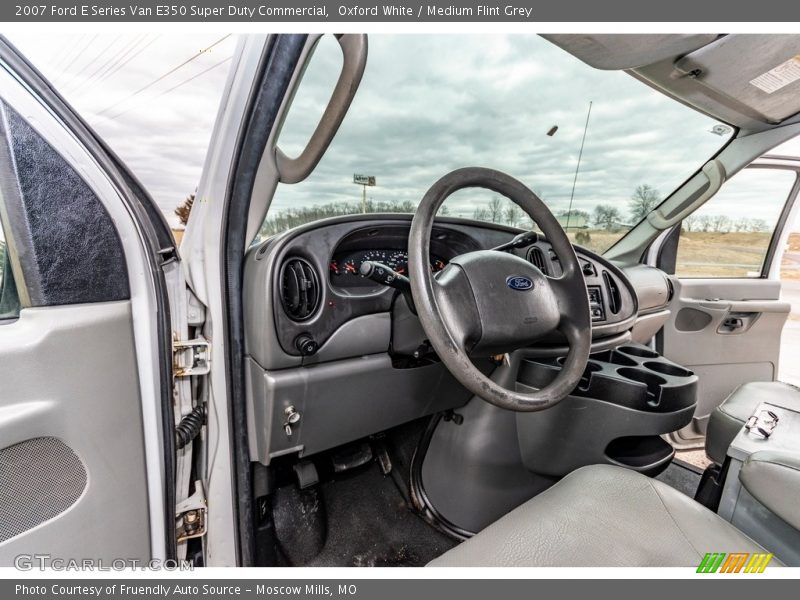 Oxford White / Medium Flint Grey 2007 Ford E Series Van E350 Super Duty Commercial