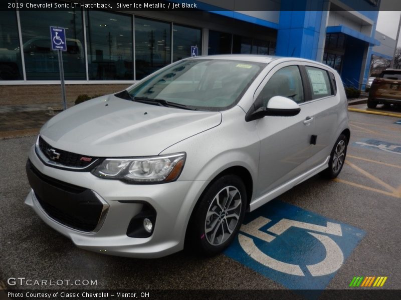 Silver Ice Metallic / Jet Black 2019 Chevrolet Sonic LT Hatchback