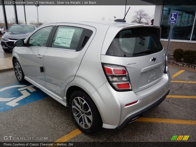 Silver Ice Metallic / Jet Black 2019 Chevrolet Sonic LT Hatchback