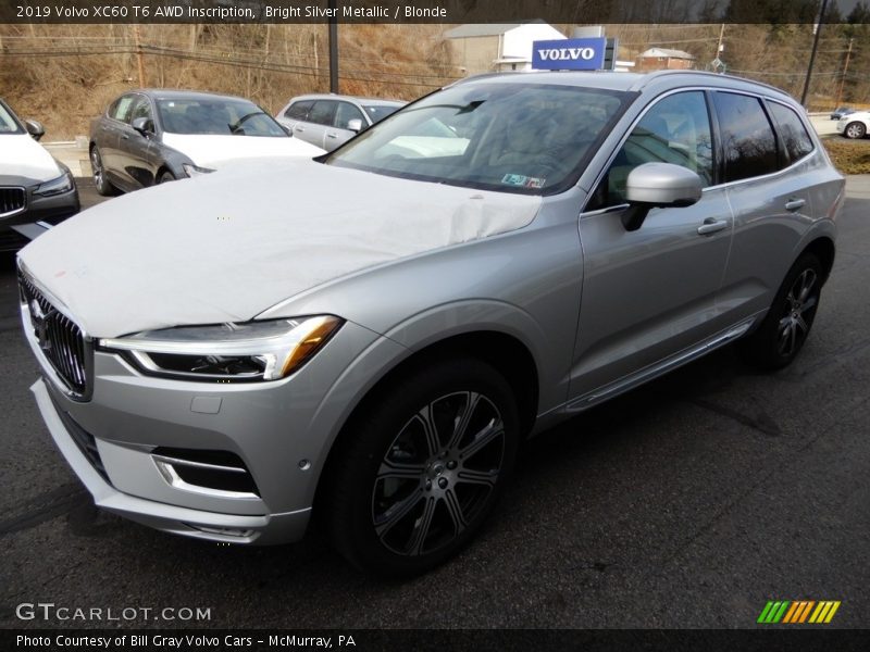 Bright Silver Metallic / Blonde 2019 Volvo XC60 T6 AWD Inscription
