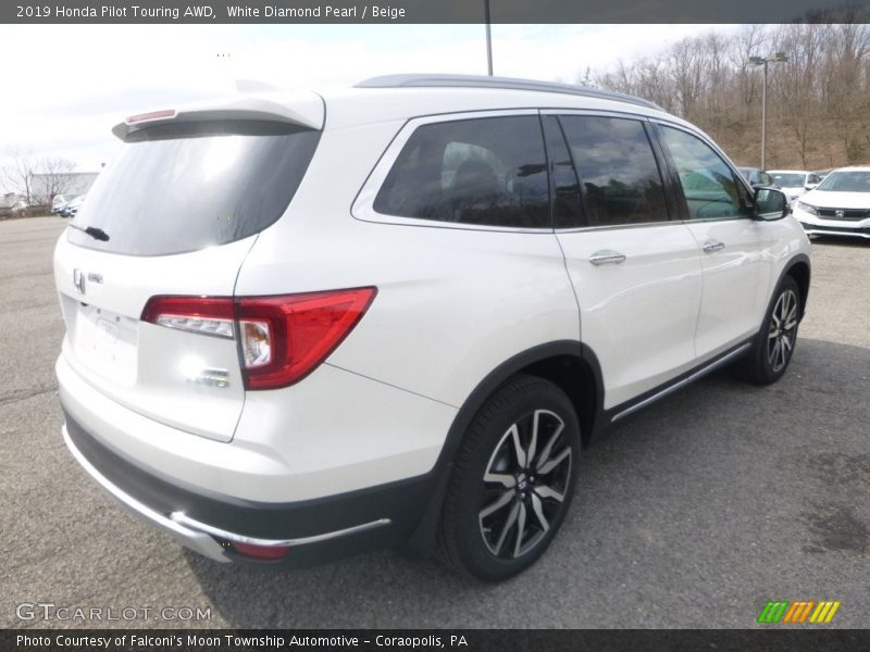White Diamond Pearl / Beige 2019 Honda Pilot Touring AWD