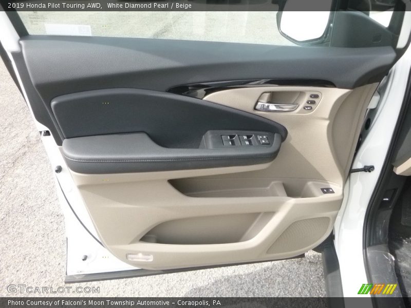 White Diamond Pearl / Beige 2019 Honda Pilot Touring AWD