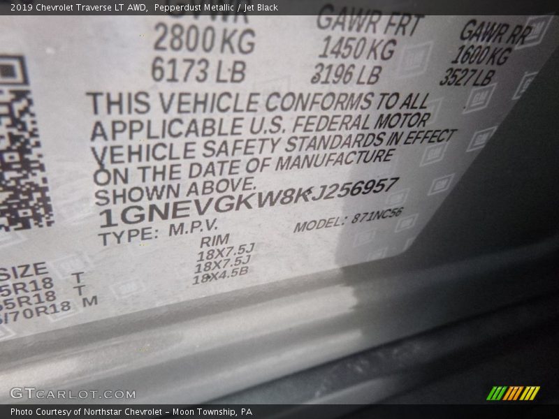 Pepperdust Metallic / Jet Black 2019 Chevrolet Traverse LT AWD