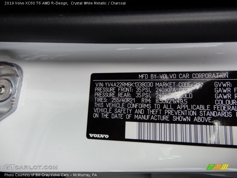 Crystal White Metallic / Charcoal 2019 Volvo XC60 T6 AWD R-Design