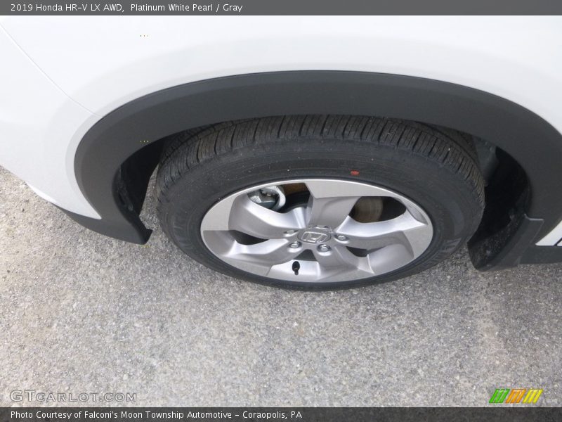 Platinum White Pearl / Gray 2019 Honda HR-V LX AWD