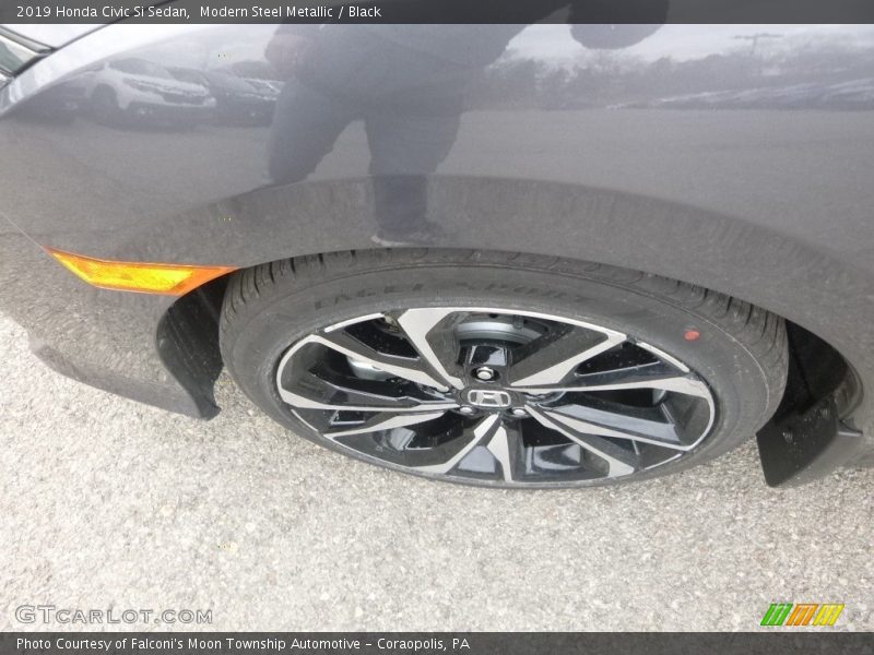 Modern Steel Metallic / Black 2019 Honda Civic Si Sedan