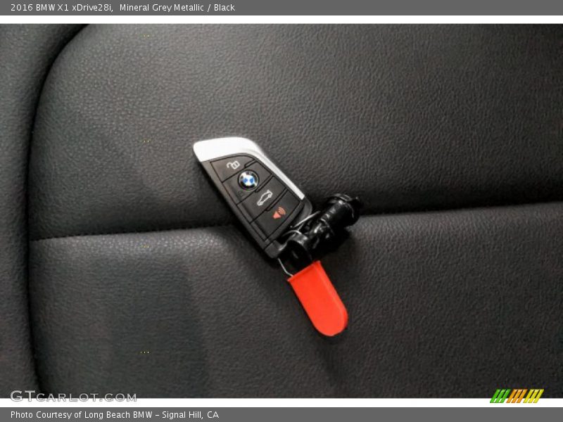 Mineral Grey Metallic / Black 2016 BMW X1 xDrive28i