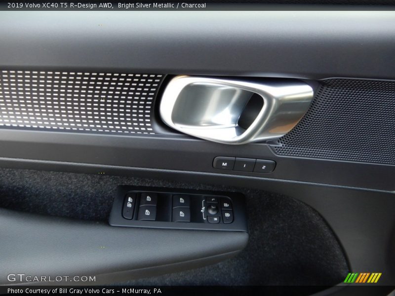 Bright Silver Metallic / Charcoal 2019 Volvo XC40 T5 R-Design AWD