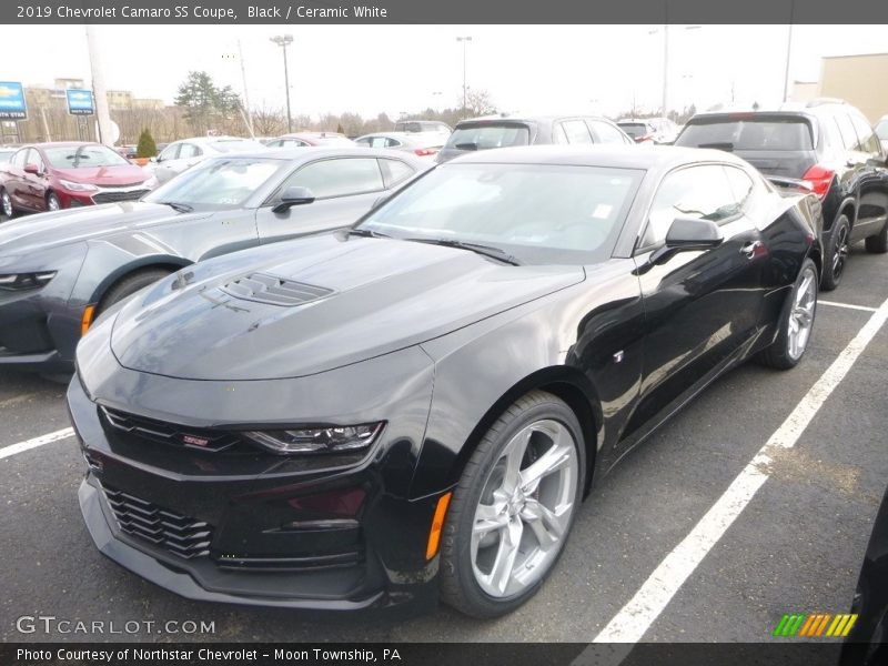 Black / Ceramic White 2019 Chevrolet Camaro SS Coupe