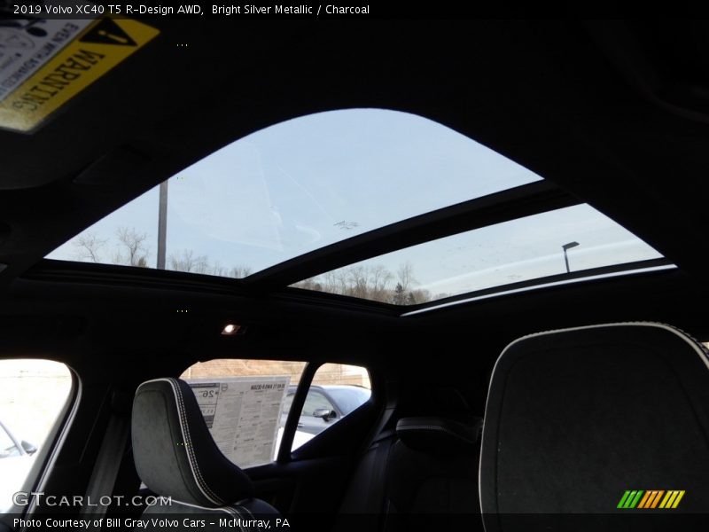 Bright Silver Metallic / Charcoal 2019 Volvo XC40 T5 R-Design AWD