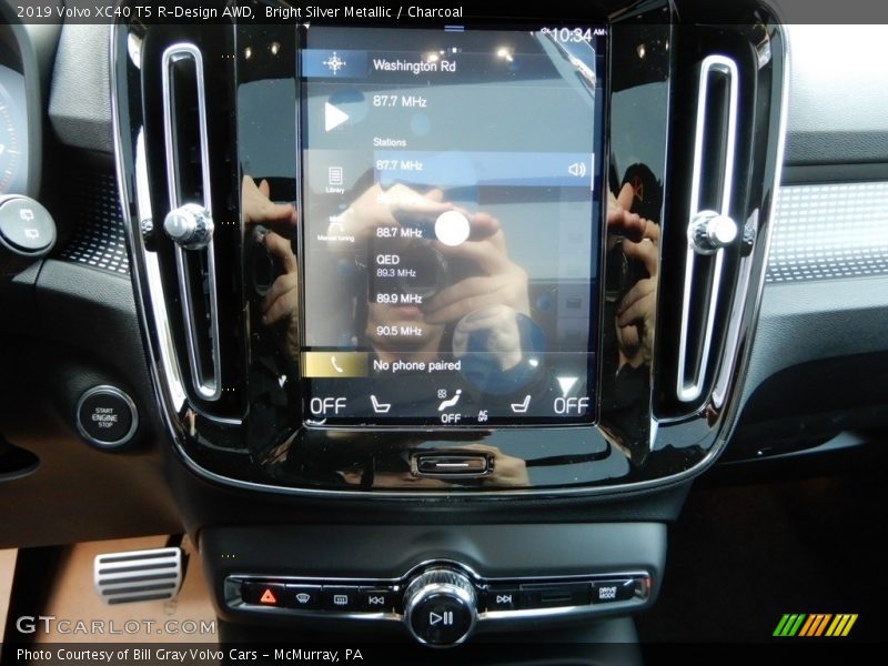 Bright Silver Metallic / Charcoal 2019 Volvo XC40 T5 R-Design AWD