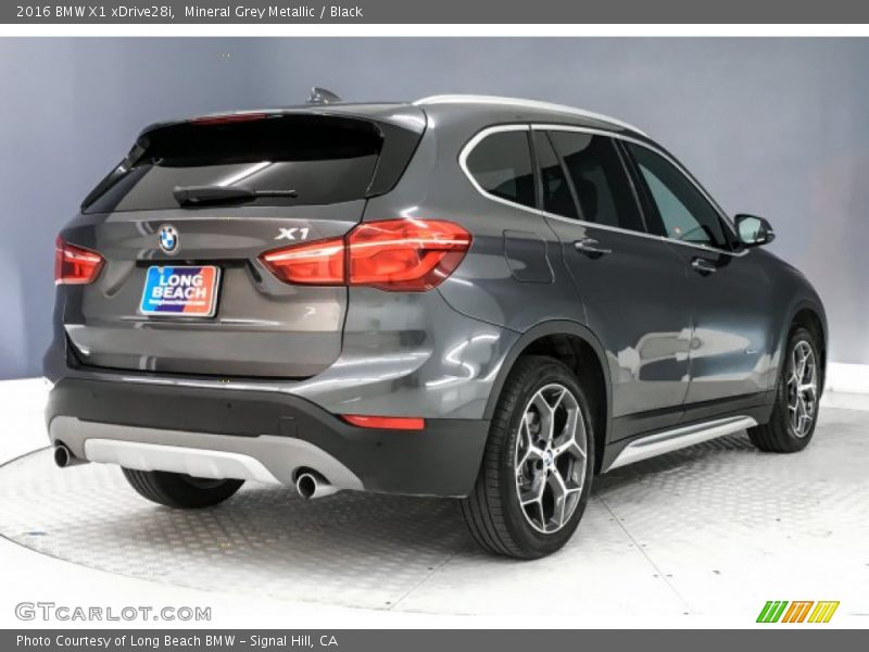 Mineral Grey Metallic / Black 2016 BMW X1 xDrive28i