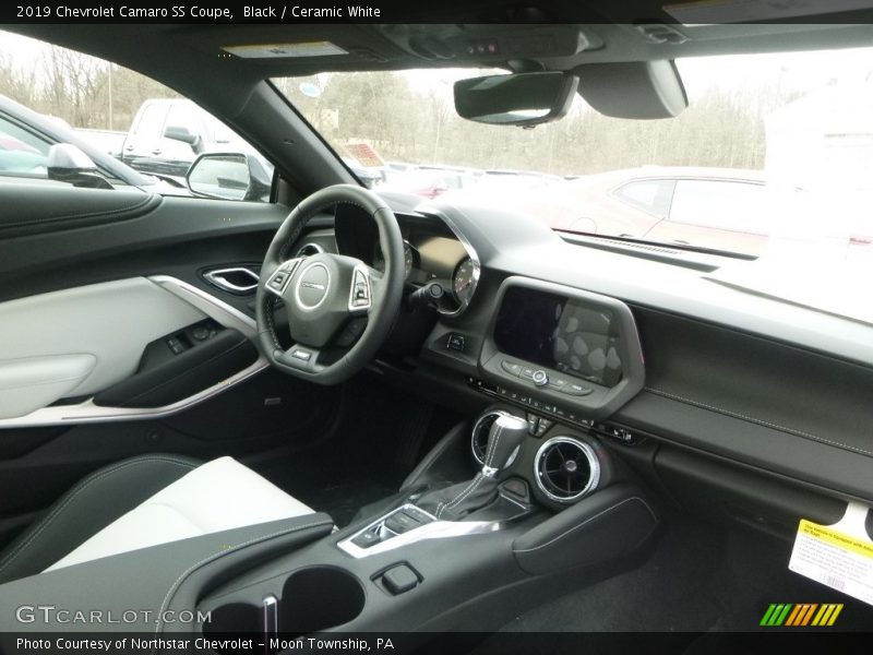 Black / Ceramic White 2019 Chevrolet Camaro SS Coupe