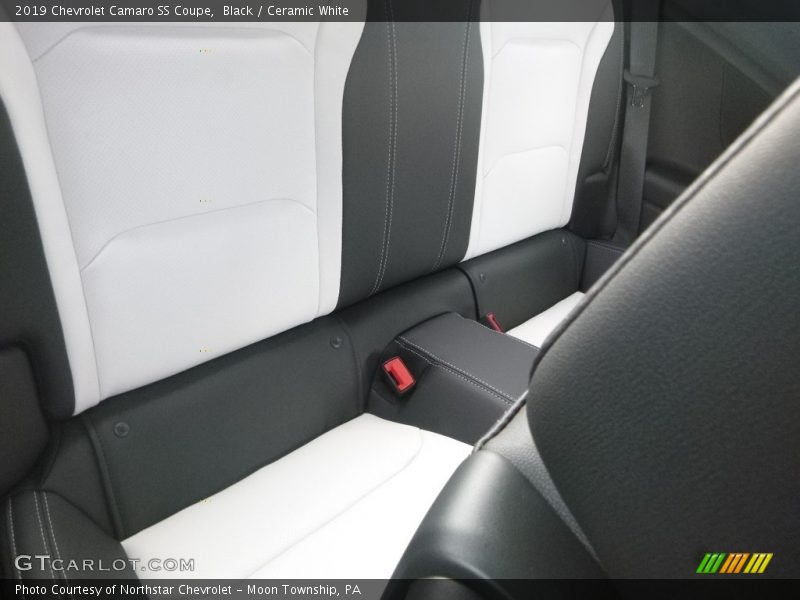 Black / Ceramic White 2019 Chevrolet Camaro SS Coupe