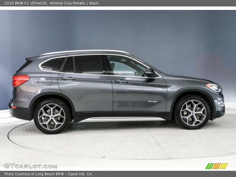 Mineral Grey Metallic / Black 2016 BMW X1 xDrive28i