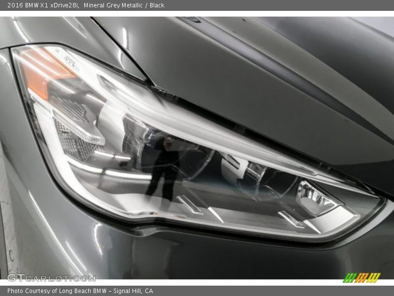 Mineral Grey Metallic / Black 2016 BMW X1 xDrive28i