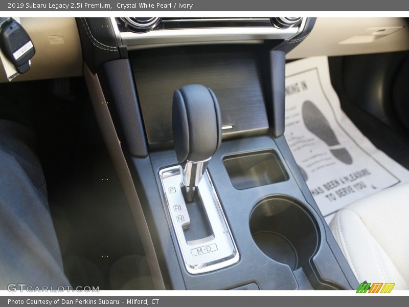 Crystal White Pearl / Ivory 2019 Subaru Legacy 2.5i Premium