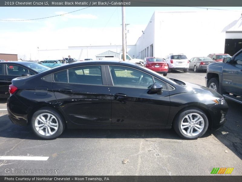 Mosaic Black Metallic / Jet Black/­Galvanized 2019 Chevrolet Cruze LS