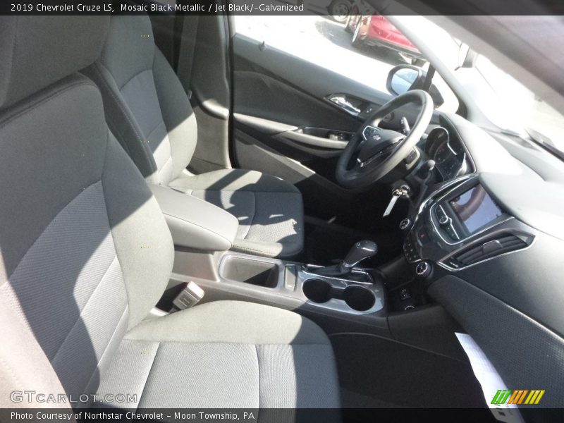 Mosaic Black Metallic / Jet Black/­Galvanized 2019 Chevrolet Cruze LS