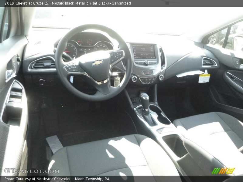 Mosaic Black Metallic / Jet Black/­Galvanized 2019 Chevrolet Cruze LS