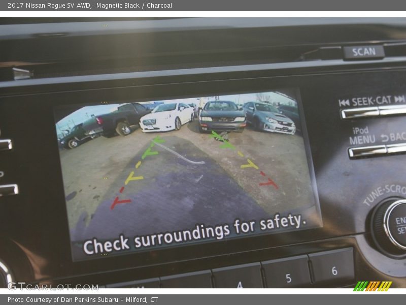 Magnetic Black / Charcoal 2017 Nissan Rogue SV AWD