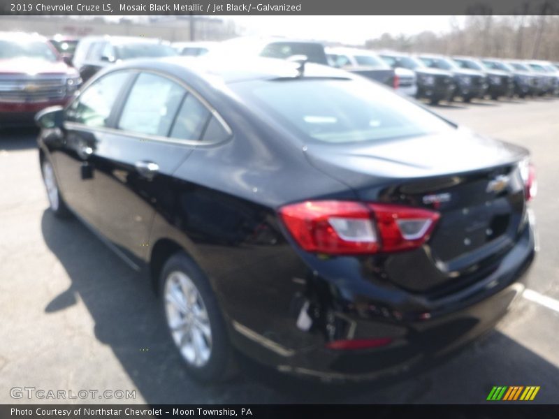 Mosaic Black Metallic / Jet Black/­Galvanized 2019 Chevrolet Cruze LS