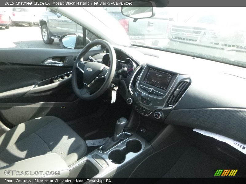 Mosaic Black Metallic / Jet Black/­Galvanized 2019 Chevrolet Cruze LS