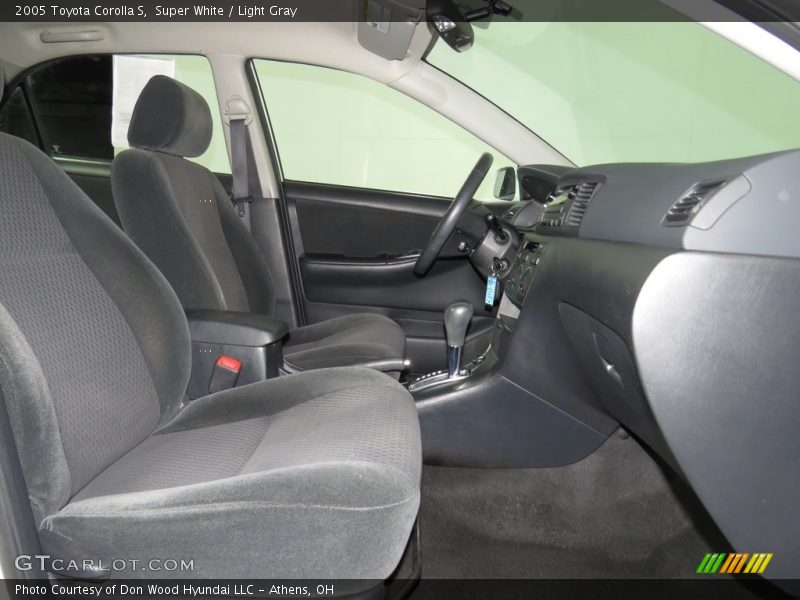 Super White / Light Gray 2005 Toyota Corolla S