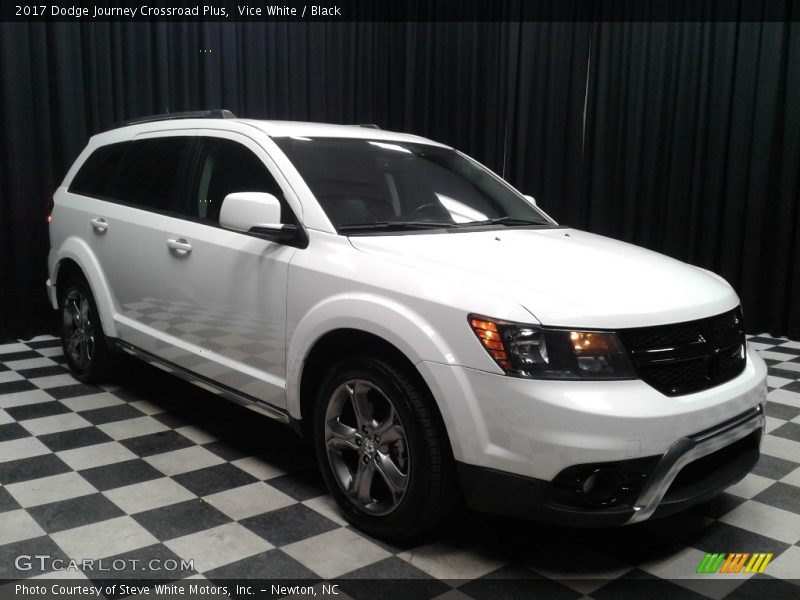 Vice White / Black 2017 Dodge Journey Crossroad Plus