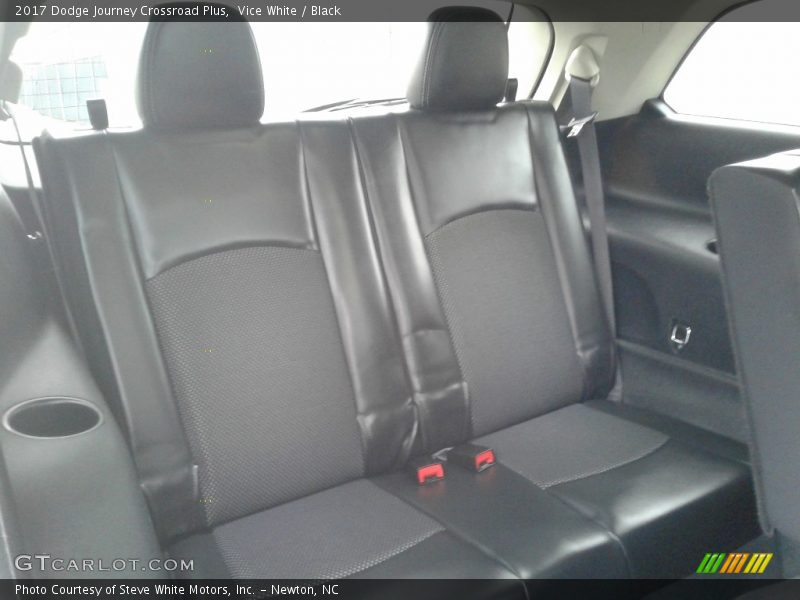Vice White / Black 2017 Dodge Journey Crossroad Plus