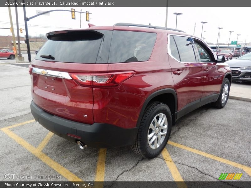 Cajun Red Tintcoat / Jet Black 2019 Chevrolet Traverse LT